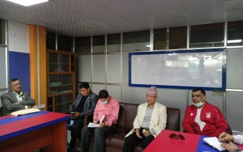 माधवकुमार नेपालले दुई ठाउँमा केन्द्रीय कार्यालय खोल्दै